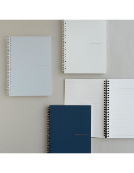 Maruman Mnemosyne Soft Notebook N295-05 (Formato A5) - Pautado 7 mm - 80 folhas - Preto