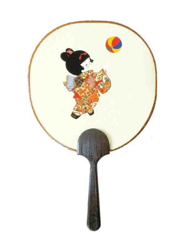Chikyu Greetings - Cartão em forma de leque Uchiwa - Desenho de uma menina com um balão de papel