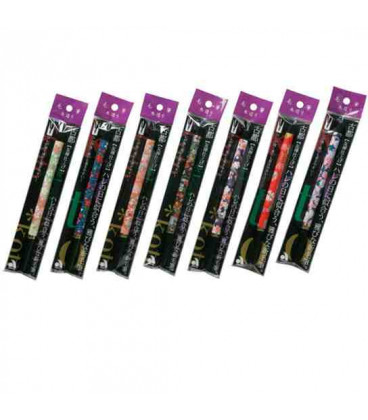 Akashiya "Koto" Brush Pen (El diseño se sirve de forma aleatoria entre 7 modelos)